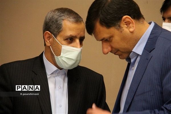 ملاقات مردمی با معاون حقوقی و امورمجلس وزیر آموزش و پرورش در شهرکرد