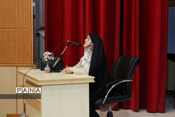همایش جشن دختران کریمه در قم