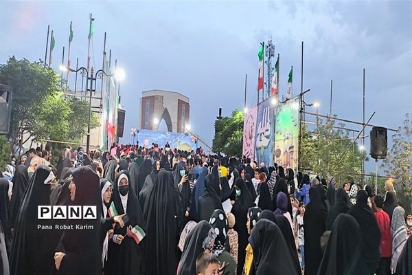 گردهمایی عاشقان ولی عصر در شهرستان رباط‌کریم و پرند
