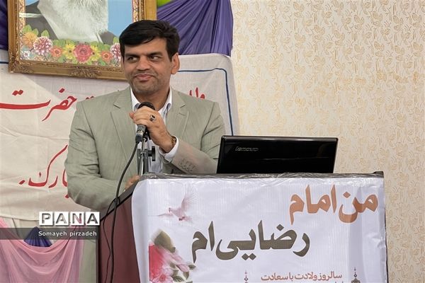 همایش پیشتازان ناحیه یک اهواز با شعار من امام رضائی‌ام در روز میلاد امام رضا (ع)