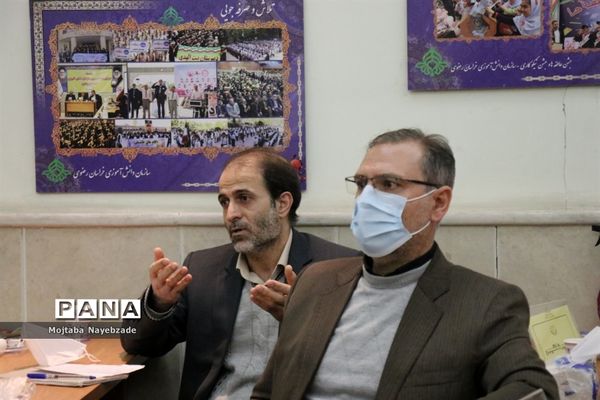 نشست شورای برنامه ریزی سازمان دانش‌آموزی خراسان رضوی