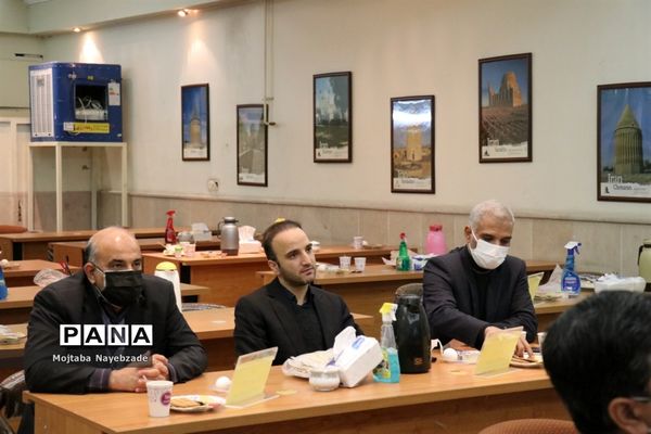 نشست شورای برنامه ریزی سازمان دانش‌آموزی خراسان رضوی