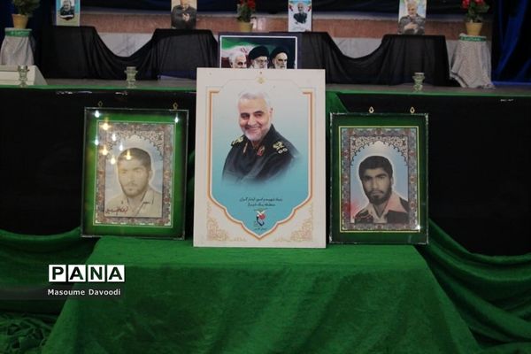 وداع با شهید تازه تفحص شده همزمان با دومین سالگرد شهادت سردار حاج قاسم سلیمانی در شیراز