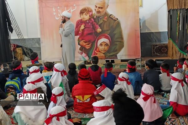 نسل سلیمانی‌ها به استقبال شهید گمنام در رودهن
