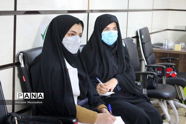 نشست کارشناسان مدارس و مراکز غیردولتی و شوراهای آموزش و پرورش استان بوشهر