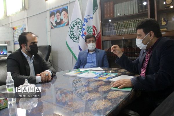 جلسه هم‌اندیشی مشاور جوان استاندار بوشهر با سازمان دانش‌آموزی استان