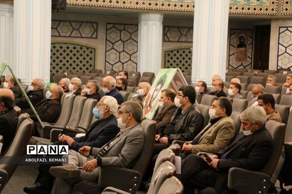 برگزاری همایش فرهنگیان قم در موسسه  امام خمینی(ره)