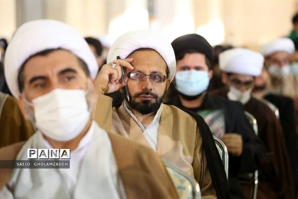 دیدار مردم قم با رهبر انقلاب در سالروز قیام 19 دی