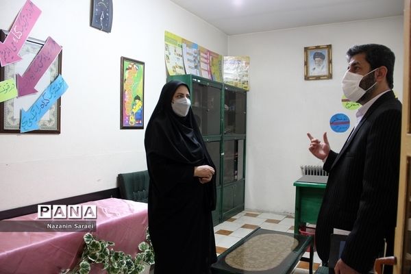 بازدید سرپرست مدیریت آموزش و پرورش اسلامشهر از روندبرگزاری امتحانات حضوری