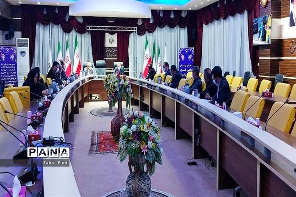 جلسه هماهنگی برنامه‌های ستاد دهه فجر آموزش و پرورش آذربایجان شرقی