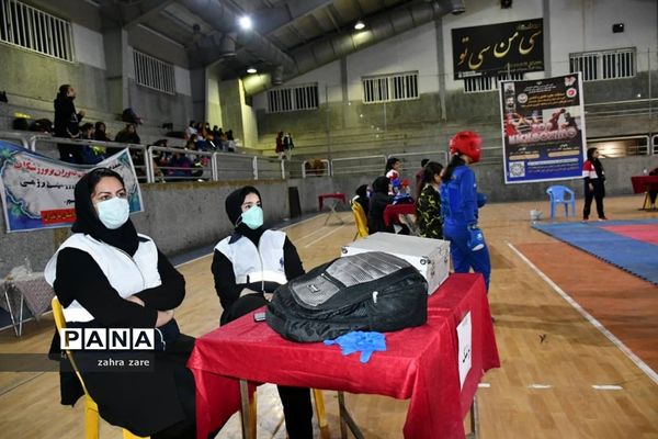 آغاز رقابت‌های تاپ کیک بوکسینگ قهرمانی مازندران در محمودآباد