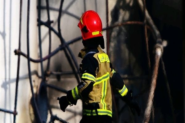 آتش سوزی درشهرک صنعتی اشتهارد