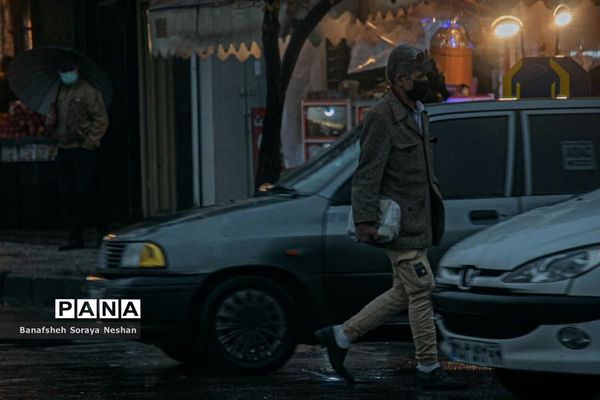 شیراز در یک روز بارانی