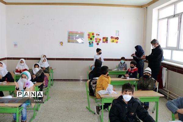بازدید مدیرکل آموزش و پرورش آذربایجان غربی از مدارس روستایی منطقه صومای