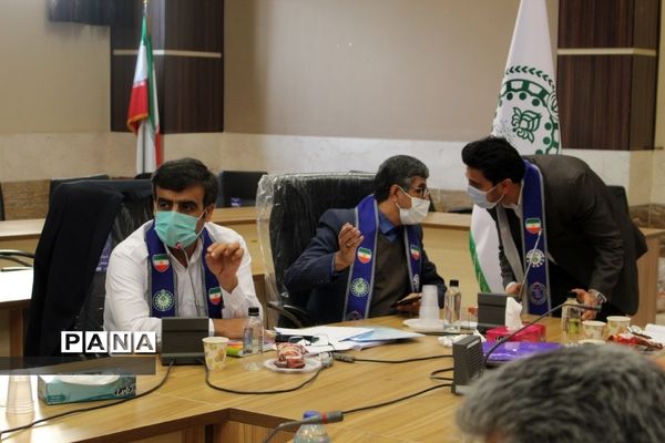 گردهمایی معاونان پرورشی و مسئولان سازمان دانش‌آموزی در استان چهارمحال و بختیاری