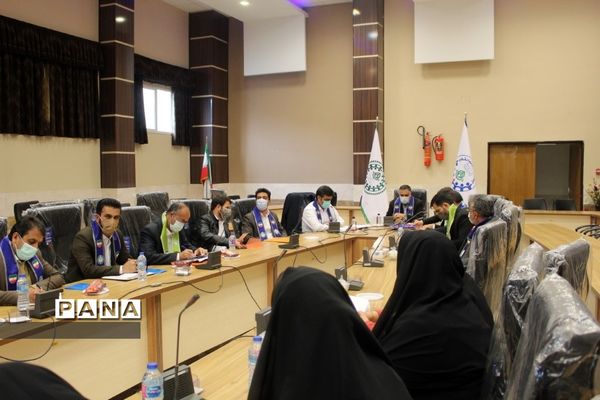 گردهمایی معاونان پرورشی و مسئولان سازمان دانش‌آموزی در استان چهارمحال و بختیاری