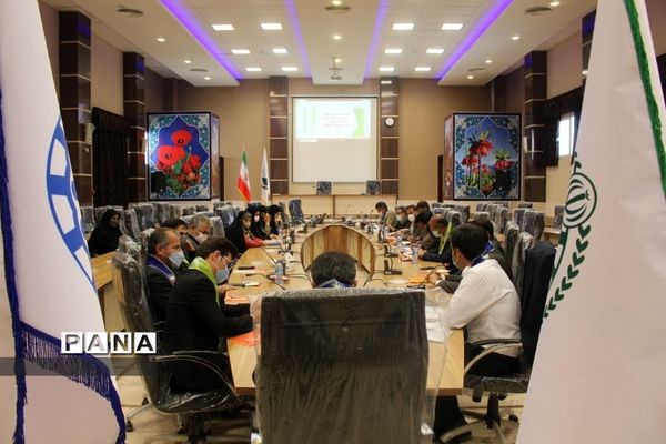 گردهمایی معاونان پرورشی و مسئولان سازمان دانش‌آموزی در استان چهارمحال و بختیاری