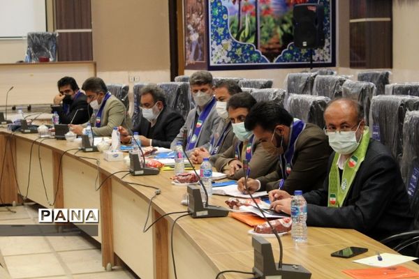 گردهمایی معاونان پرورشی و مسئولان سازمان دانش‌آموزی در استان چهارمحال و بختیاری