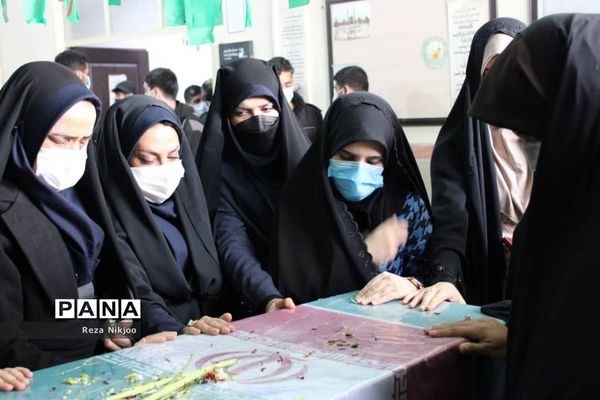 برگزاری آیین وصال و استقبال از پیکر مطهر شهید گمنام در بهارستان یک