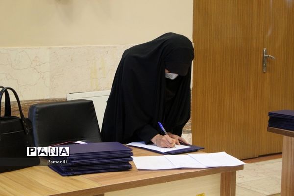 نشست خبری مدیرکل آموزش و پرورش استان چهارمحال و بختیاری