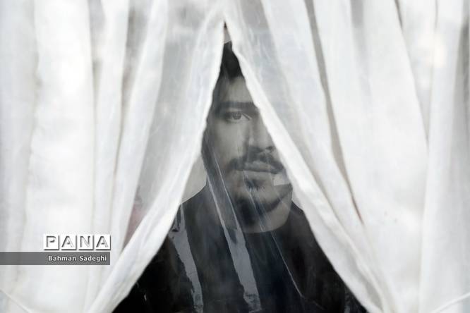 نگاههایی که حرف می زنند