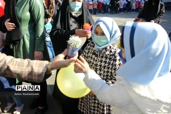 برگزاری جشنواره مهر مادرانه در مدارس ناحیه یک شهرری