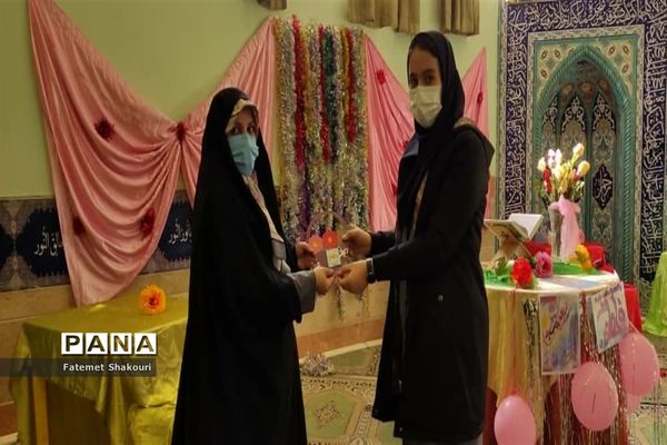 گرامیداشت میلاد حضرت فاطمه زهرا (س) درآموزشگاه اندیشه اسلامشهر