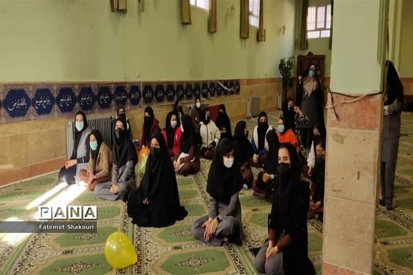 گرامیداشت میلاد حضرت فاطمه زهرا (س) درآموزشگاه اندیشه اسلامشهر