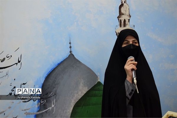 برگزاری جشن ولادت حضرت زهرا(س) در آموزش و پرورش دماوند