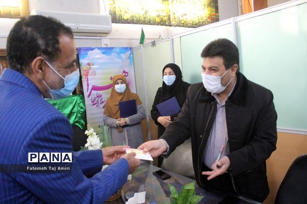 مراسم تجلیل از همکاران سازمان دانش‌آموزی استان بوشهر