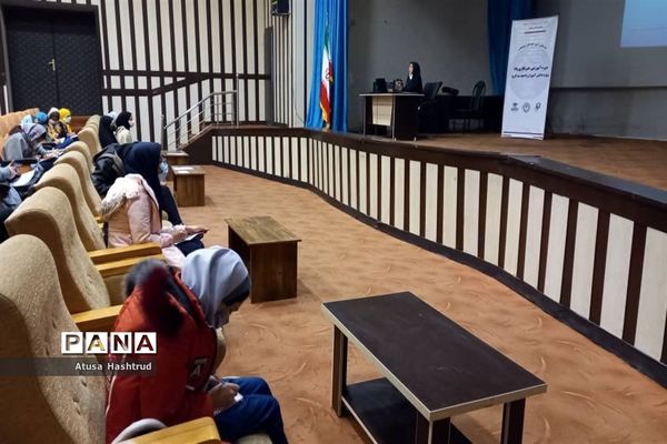 برگزاری دوره آموزشی دانش‌آموزان خبرنگار پانا ناحیه 3 کرج