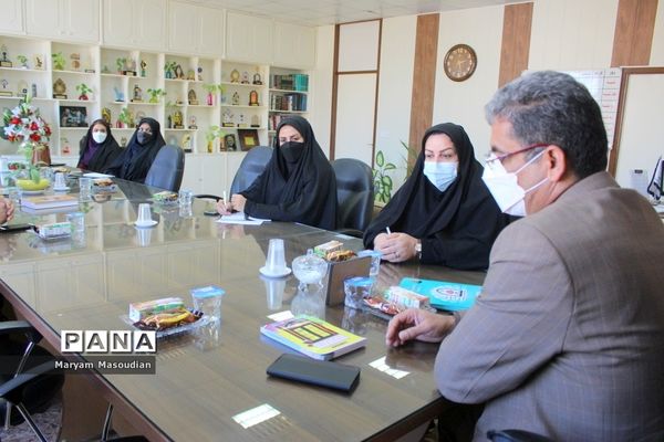 تجلیل از بانوان حوزه معاونت پرورشی و فرهنگی آموزش و پرورش استان بوشهر