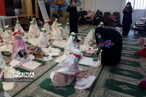 جشن تکلیف دبستان ام‌البنین منطقه شهریار
