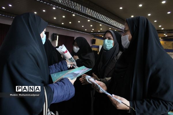 آیین گرامیداشت مقام شامخ زن و مادر در اداره‌کل آموزش و پرورش آذربایجان