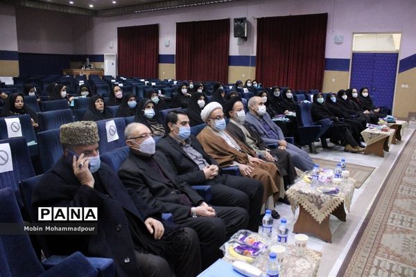 آیین گرامیداشت مقام شامخ زن و مادر در اداره‌کل آموزش و پرورش آذربایجان