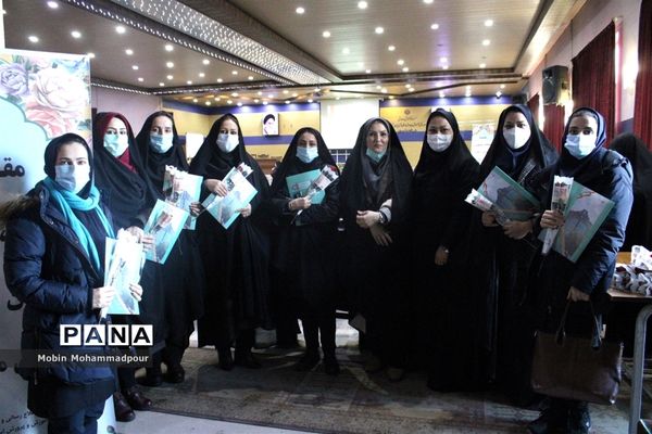 آیین گرامیداشت مقام شامخ زن و مادر در اداره‌کل آموزش و پرورش آذربایجان