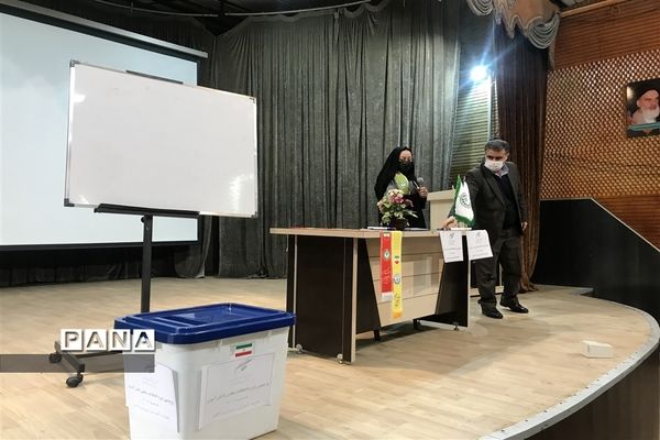 برگزاری انتخابات مجلس دانش‌آموزی در ورامین