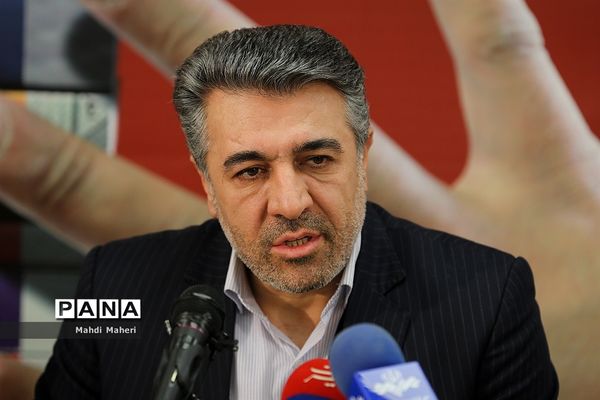 نشست خبری تازه‌ها و  برنامه‌های انتشارات موسسه جام جم
