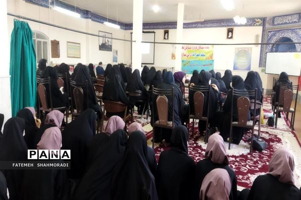 تجلیل از بانوان برتر شاغل در آموزش و پرورش شهرستان جعفرآباد