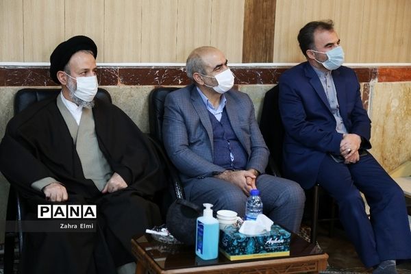 آیین رونمایی از نهضت تجهیز مراکز دارالقرآن الکریم آموزش و پرورش آذربایجان شرقی