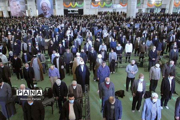 راهپیمایی  نمازگزاران تهرانی در حمایت از مردم مظلوم یمن