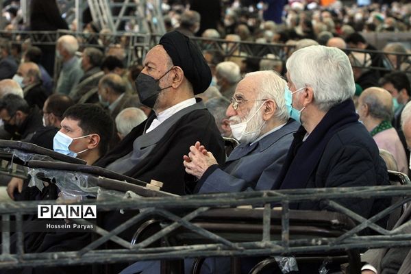 راهپیمایی  نمازگزاران تهرانی در حمایت از مردم مظلوم یمن