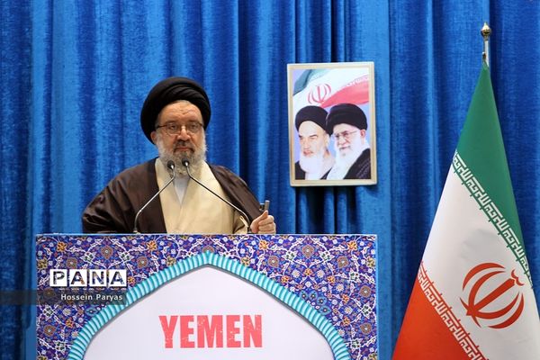 راهپیمایی  نمازگزاران تهرانی در حمایت از مردم مظلوم یمن