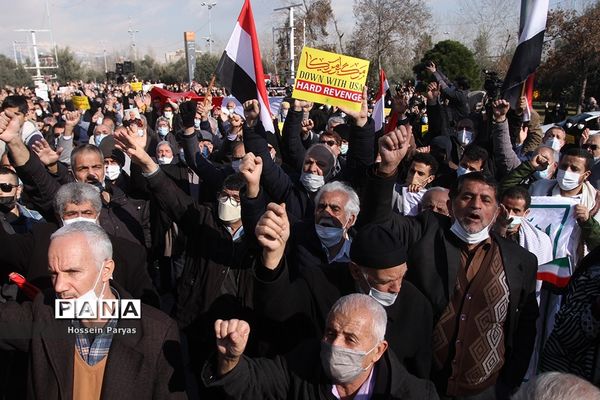 راهپیمایی  نمازگزاران تهرانی در حمایت از مردم مظلوم یمن