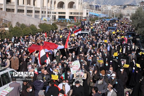راهپیمایی  نمازگزاران تهرانی در حمایت از مردم مظلوم یمن