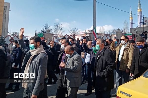راهپیمایی نمازگزاران بعد از نماز جمعه شهر پردیس