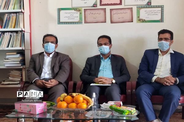 جلسه توانمندسازی مشاوران شهرستان دشتستان