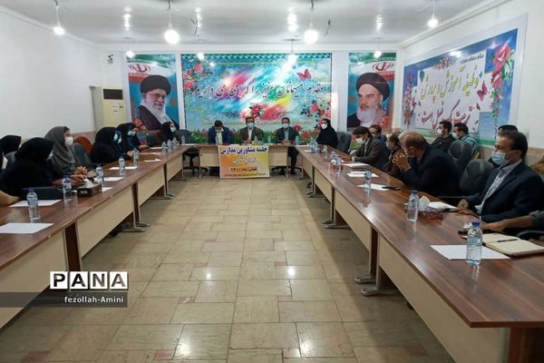 جلسه توانمندسازی مشاوران شهرستان دشتستان