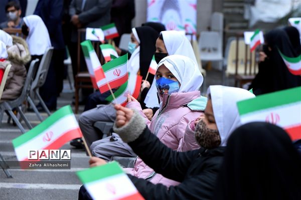 آیین نواختن زنگ گلبانگ انقلاب اسلامی ایران