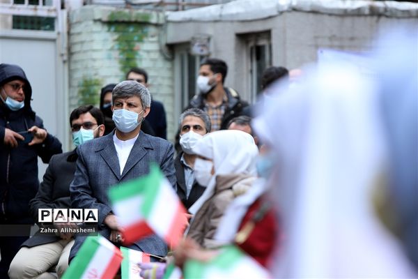آیین نواختن زنگ گلبانگ انقلاب اسلامی ایران